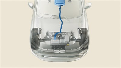 Pogled odozgo na prozirni prikaz električnog vozila s istaknutim komponentama električnog pogonskog sustava.