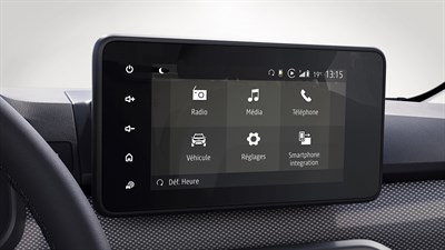 Krupni plan zaslona multimedijskog sustava Dacia s izbornikom funkcija

