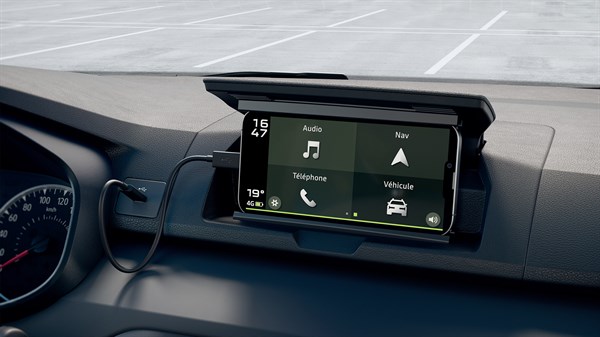 Instrumentna ploča s prikazom sustava Media Control.