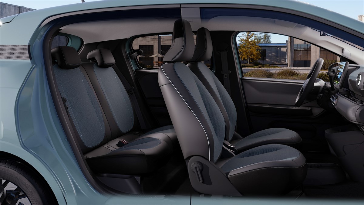 new Dacia Spring - interior space